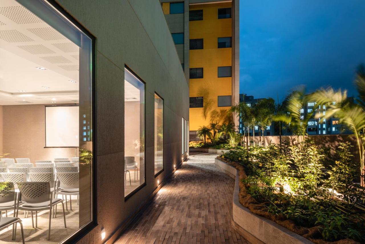 Fairfield By Marriott Medellin Sabaneta Hotel Itagui Exterior photo